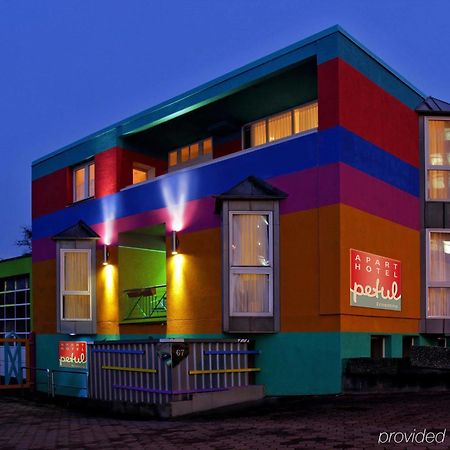 Petul Apart Hotel Ernestine Essen Exterior foto